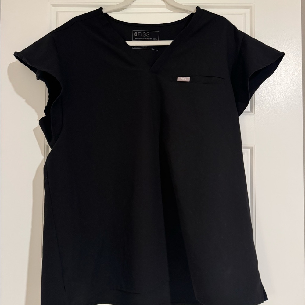 XXL Black Figs Women's Flutter Sleeve Top